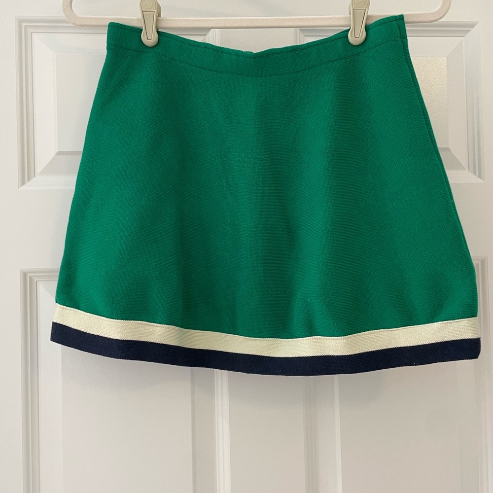 *NWOT* Urban Outfitters knit material skater skirt